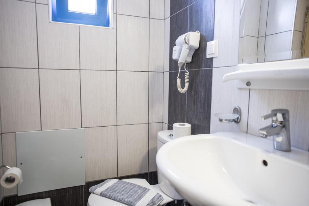 Agios Pavlos Hotel Luaran gambar